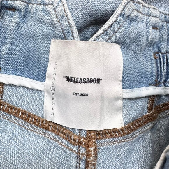 New Free People One Teaspoon Mid Rise Slouchy Cuffed Jean Shorts Light Wash 27 - Picture 6 of 7